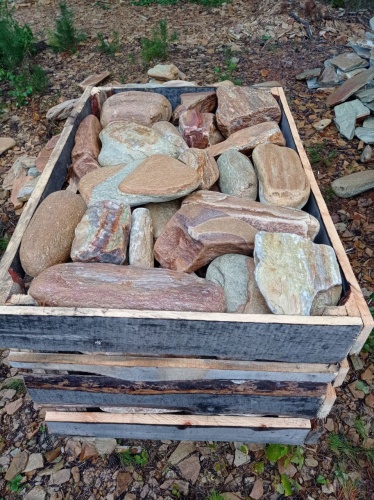 Златолит жёлтый, жёлто-зелёный глыбки и валуны для ланшафтного дизайна купить в Зарайске