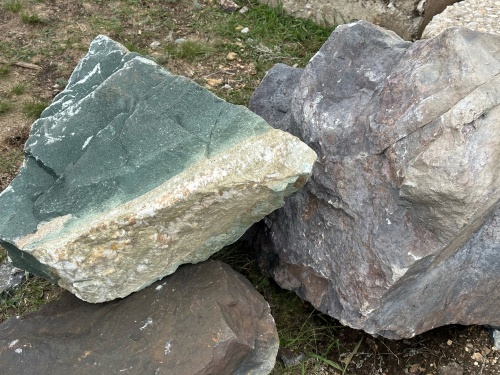 Камни для ландшафтного дизайна зелёные 10-60 килограмм купить в Зарайске