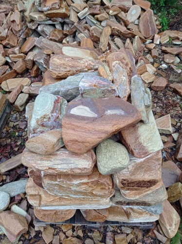 Златолит жёлтый, жёлто-зелёный глыбки и валуны для ланшафтного дизайна купить в Зарайске