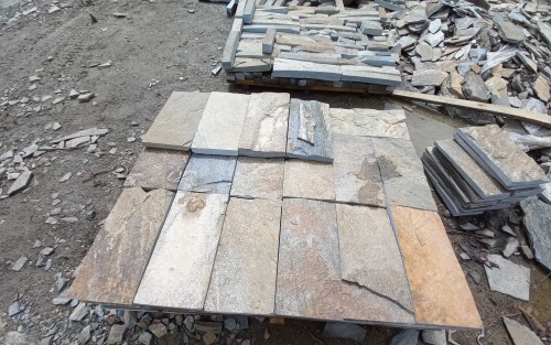 Плитка пилёная златолит Уральский для цоколя, отмостки купить в Зарайске