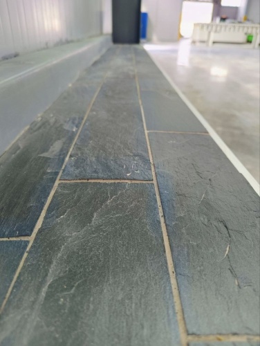 Плитка чёрная из натурального камня фасадная 30 см * 5 см, толщина 7 мм -30 мм купить в Зарайске