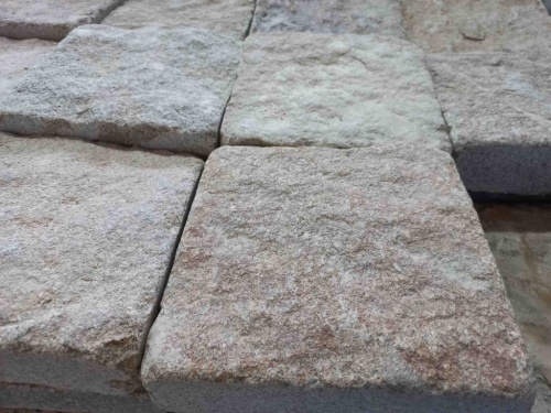 Брусчатка гранитная галтованная